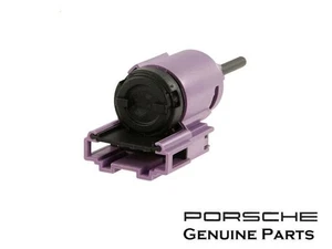 Interruptor de luz de freno original Porsche Cayenne (2003-2006) 95561311032 - Imagen 1 de 1