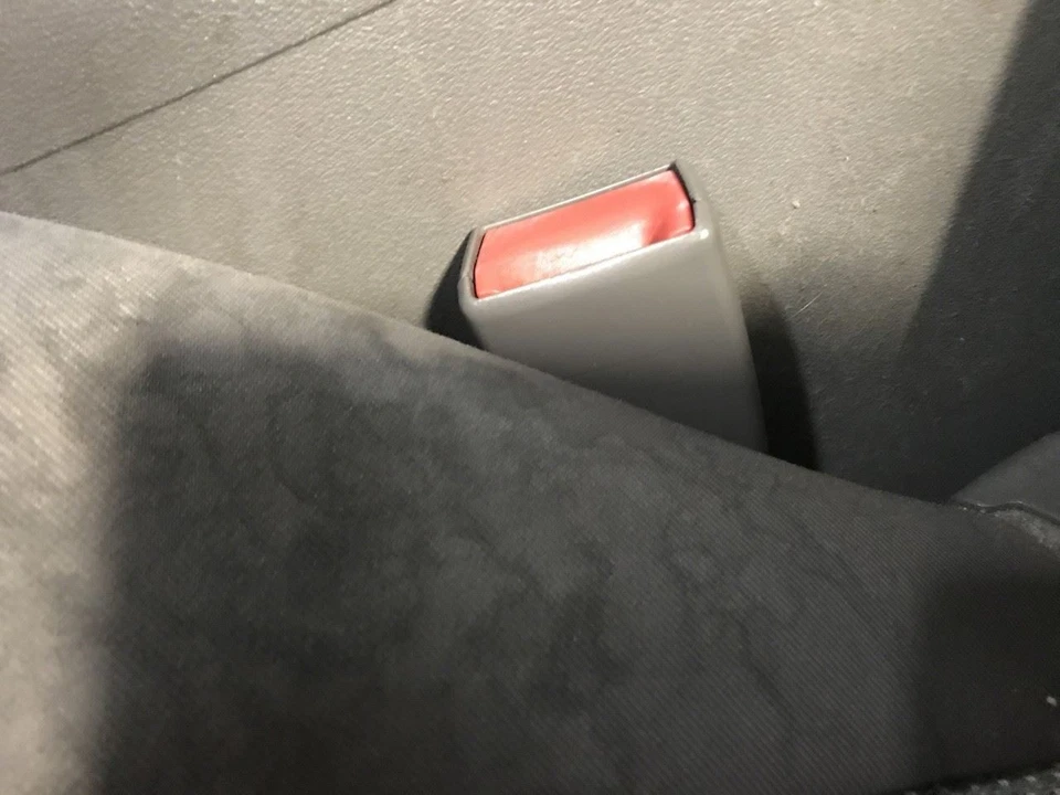 Seat Belt Front Bucket Driver Buckle Excluding Ltz Fits 10-12 MALIBU 2531691 Foto 1 de 1