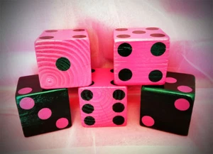 1 Jumbo 3,5" rosa caliente y negro patio de césped DICE - Yardzee, Yahtzee, Bunco, decoración... - Imagen 1 de 7