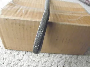 Vintage women right handed MacGregor Ben Hogan stylized 2 iron - Picture 1 of 5