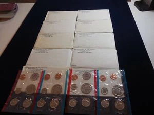 10 1972 US Mint Sets (110 Mint Coins in Cello Wrap) (bl14) (x) - Picture 1 of 4