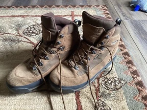 CABELA'S Brown Suede Boot Mens 11.5 D GORE-TEX Hiking Hunting - Picture 1 of 9