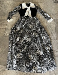 vintage 1960s 1970s Formal Dress SMALL Black White Graphic EC - Picture 1 of 18