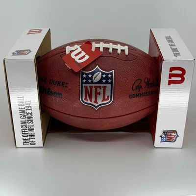 Balón Oficial NFL Wilson Duke Auténtico Sobre el Campo Foto 1 de 3