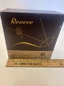 Vintage Revere 8 Model 40 8mm Wind Up Magazine Cine Movie Camera Untested SM - Picture 1 of 9