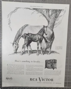 1945 RCA Victor Radio Print Ad The RCA Show on Sunday Victrola - Picture 1 of 2