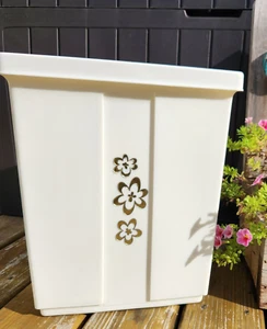 Plastic Waste Can/Hamper/Diaper Pail W Lid White Gold Flowers 15×13×11" Vintage - Picture 1 of 12
