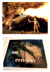 Foto firmada por Edward Speleers original de Eragon 2006 y promoción "póster" dragones - Imagen 1 de 2