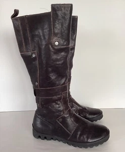 Women’s Think! Boots Brown Leather Knee High Studs Sherpa Lining Size 37 US 6.5 - Picture 1 of 12