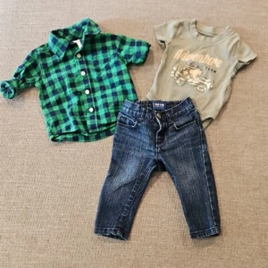Baby Boy Bundle Spring/Summer Size 3 To 6 Months Carter's, Old Navy - Picture 1 of 6