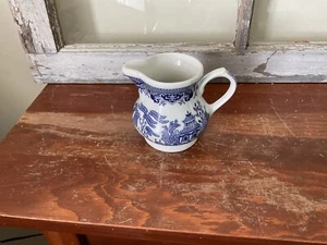 Vintage Blue Willow Creamer Pitcher Churchill Made In England - 3.5” Tall - Picture 1 of 7