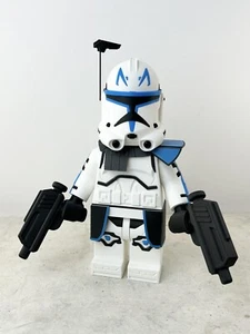 Impreso en 3D. Figura Capitán Rex de lujo inspirada en Lego de 9" - Imagen 1 de 5