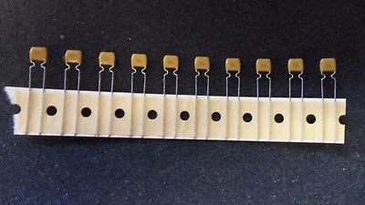 CONDENSADOR CERÁMICO MULTICAPA 1UF 50V 20% X7R C333C105M5R5CA KEMET (10 POR LOTE) Foto 1 de 3