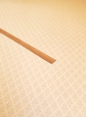 NORTHEASTERN Dollhouse Miniatures Chair Rail or Trim Molding 1/4" wide x 18" long 1:12 Scale