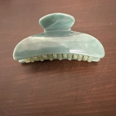 Machete Hair Clip - Image 1 of 3