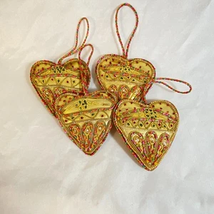 #8267 HEART CHRISTMAS ORNAMENS GOLD BEADED 2.5 X 3 - Picture 1 of 7