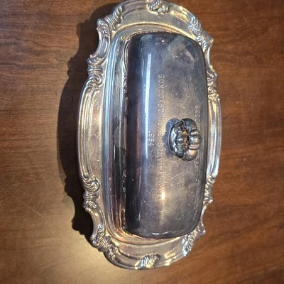 Plato de mantequilla vintage plateado barroco de Gorham con tapa premio 1964 Foto 1 de 4