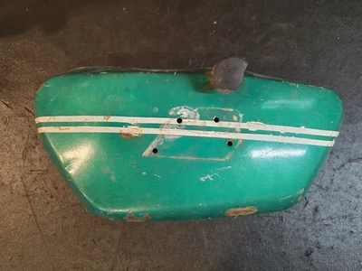 Yamaha CS3 1970 dos tiempos doble cubierta lateral  Foto 1 de 2