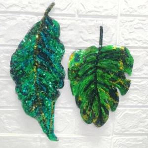 2x Leaves Sequins Embroidery Patches DIY Clothing Sew Accessories Applique Green - Picture 1 of 5