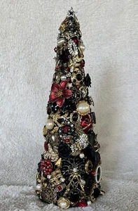 Vintage Jewelry Christmas Tree Black Red Brooch Crystals Stones - Picture 1 of 18