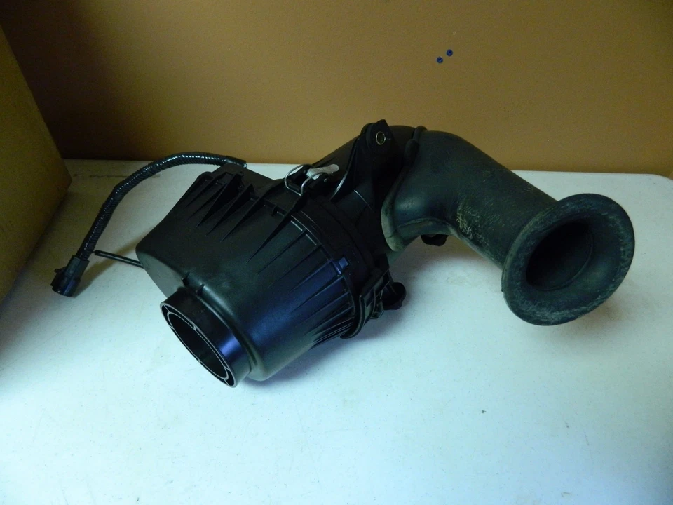 全新 原始设备制造商 1998 福特野马 3.8L V6 空气过滤器 清洁器总成 F8Z9600BA — 第 1/4 张图片