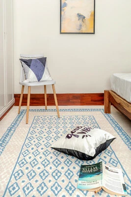 Bordered Transitional Runner - 2'x8' Light Blue, Geometric Pattern Area Rug -510 - Image 1 of 4