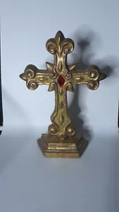 ⭐Resin Cross On Podium Gold In Color (F3 - Picture 1 of 7