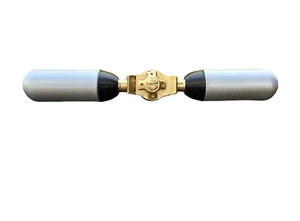 Thunderball Style Rebreather – James Bond 1965 Inspired Display Prop - Foto 1 di 1