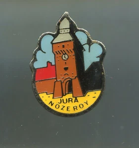 pin's Nozeroy . Jura . rare - Imagen 1 de 1