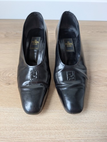 Scarpe vintage anni 90 FENDI logo FF décolleté pelle nera tacco tg 39 US 8 5