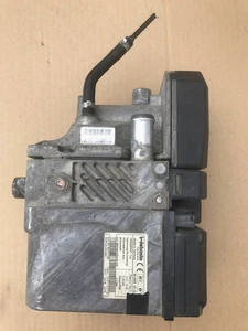 VW Touareg Alt 3.0 TDi (2008) Webasto Auxiliary Water Heater - 7L6815071G **OEM - Picture 1 of 14