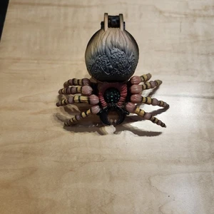 Figura de acción suelta Resident Evil 1998 ToyBiz vintage WEBSPINNER SPIDER Capcom - Imagen 1 de 2