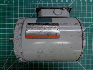 Reliance 1/3 HP 1725 RPM Electric Motor 208-230/460VAC 3PH Fr 56C 5/8" Shaft - Picture 1 of 3