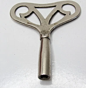 VINTAGE CLOCK OR TOY WIND-UP KEY SQUARE HOLE Ornate #SN - Picture 1 of 5