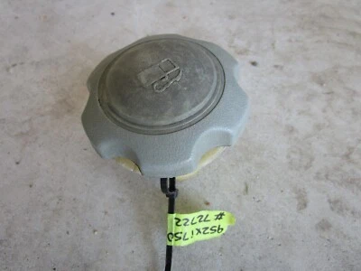 95 Kawasaki ZXi 750 Jet Ski Relleno de combustible Cuello y tapa JetSki PWC Foto 1 de 4