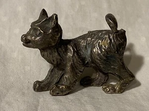 Vintage Cast Metal Toy Fox Toy Q-21 - Picture 1 of 3