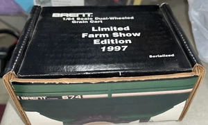 Unverferth Brent 674 Green Dual Wheeled Grain Cart 1997 Farm Show Edition 1/64 - Picture 1 of 10
