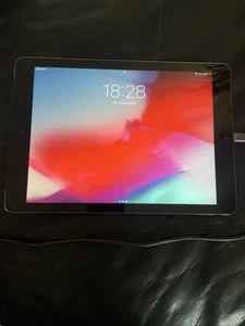 iPad Air - Bild 1 von 4