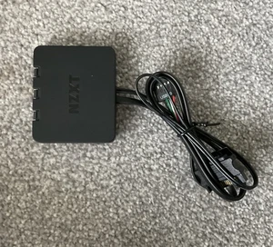 NZXT 3-portowy kontroler wentylatora RGB - Zdjęcie 1 z 2