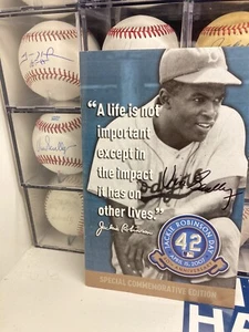 Vin Scully signed program  - Picture 1 of 5