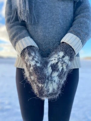 Thick wool  mittens/100% organic wool mittens /mittens for women/mittens for men - Image 1 of 4