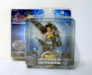 Wonder Woman Paperweight Mini Bust. New Sealed. - Picture 1 of 1