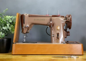 Superb Vintage Singer 306k Heavy Duty ZigZag Sewing Machine + Case + Warranty - Picture 1 of 13