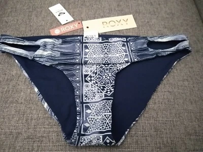 Nova calcinha de biquíni Roxy azul branca geométrica tamanho G detalhes de recorte lateral - Imagem 1 de 4