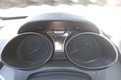 2014 Veloster OE medidor de velocidade cluster 87K milhas Hyundai - Imagem 1 de 4