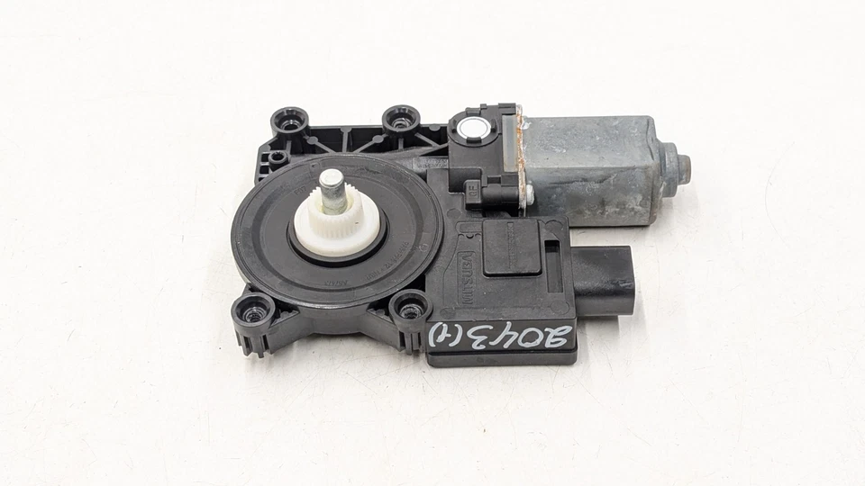 BMW I4 G26 WINDOW MOTOR REAR LEFT PASSENGER SIDE 9854231 2023 - Image 1 of 4