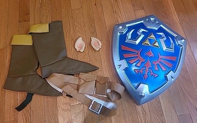 Legend of Zelda 19” Shield Boot Covers Orejas Cinturón Cosplay Nintendo Disguise 2019 Foto 1 de 4