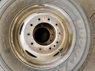 Ford F450 F550 Super Duty 2014 usado fabricante de equipos originales 19,5x6 doble llanta de acero 10 orejetas Foto 1 de 4