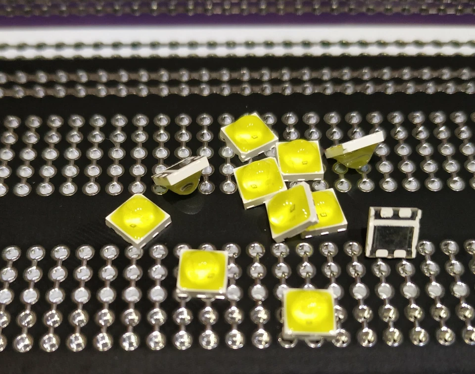 1W SMD5054 UV LED 365nm + 395nm Chip - 3.4V-3.8V 300MA Ultraviolett _ 4-10 Stück - Bild 1 von 4