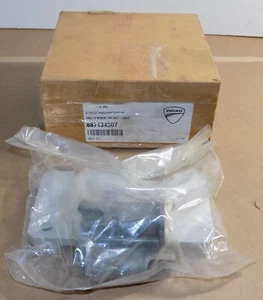 Tool To Remove Half Cones (Shim Keepers) DUCATI Panigale Monster 887134507 - Picture 1 of 4
